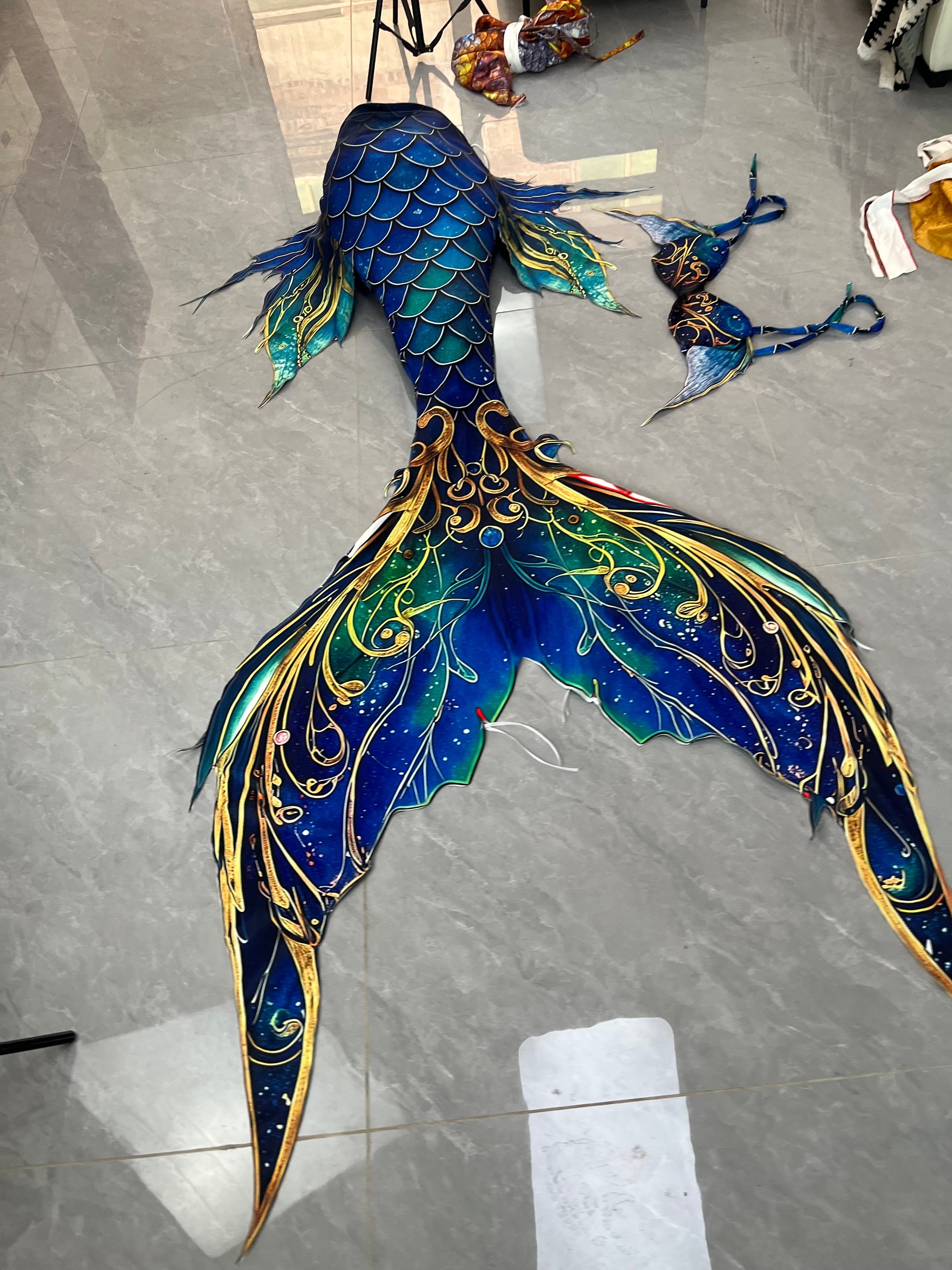 2026 New Adult Mermaid Costume - Aquarium & Marine Museum Ums reseña y precio